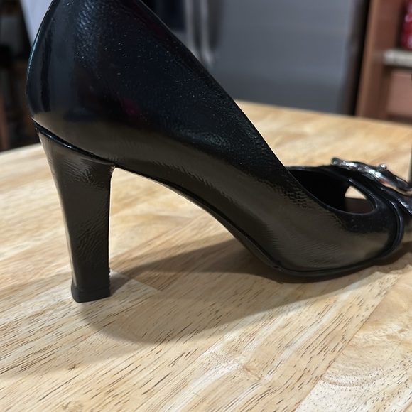 Gucci Peep-toe Black Heels Size 37 1/2 or 7.5 US - Picture 4 of 7